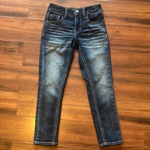 Levi jeans! Buckle brand. Size 6 regular